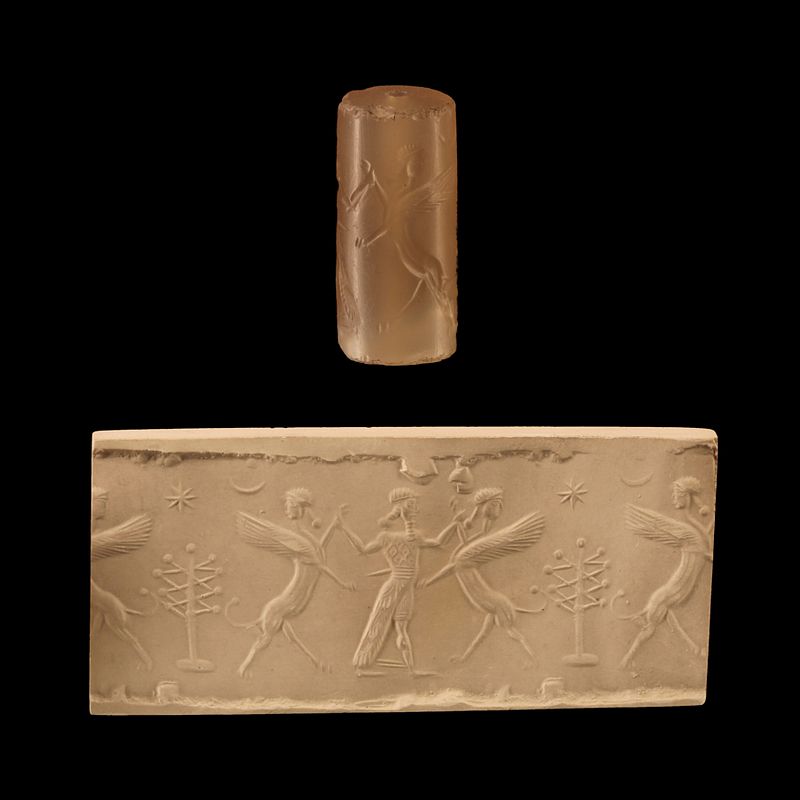 Seal with a hero fighting two female winged daemons. Museum of Fine Arts of Lyon.