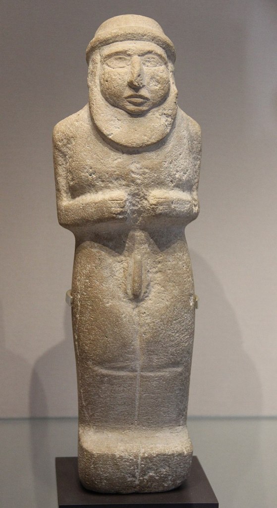 Sculpture of the ritually nude 'Priest-King', Late Uruk. Louvre.