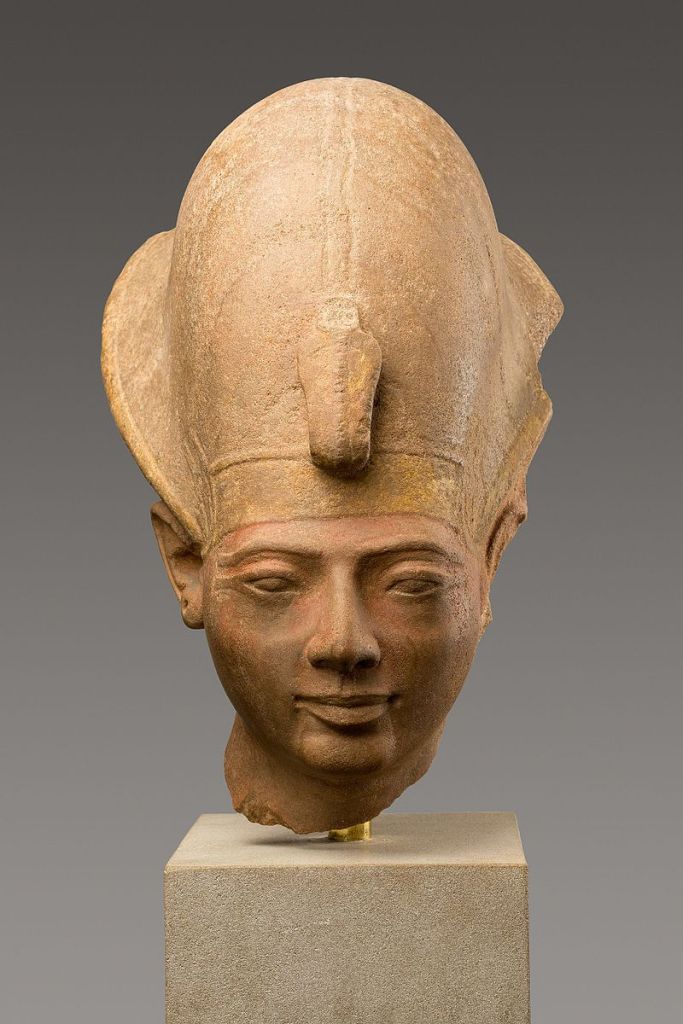 Head from a statue of Amenmesse, Metropolitan Museum of Art.